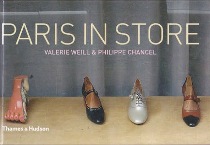 PARIS IN STORE HB