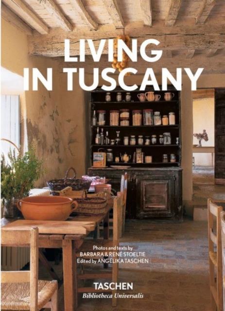 LIVING IN TUSCANY HB