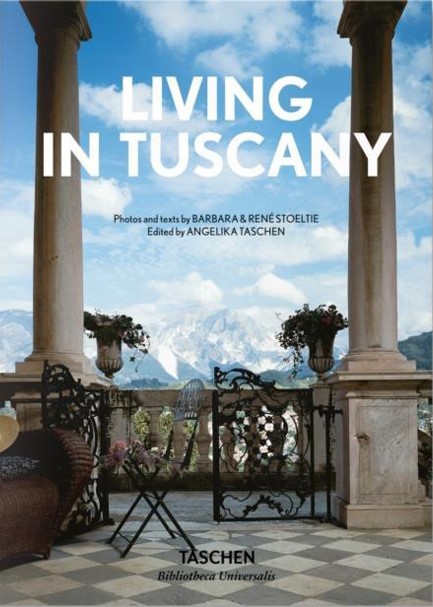 LIVING IN TUSCANY HB