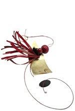 ΓΟΥΡΙ ΣΠΙΤΙ ΜΕ ΜΑΥΡΕΣ ΠΟΥΛΙΕΣ ΚΑΙ ΚΟΚΚΙΝΗ ΚΟΡΔΕΛΑ