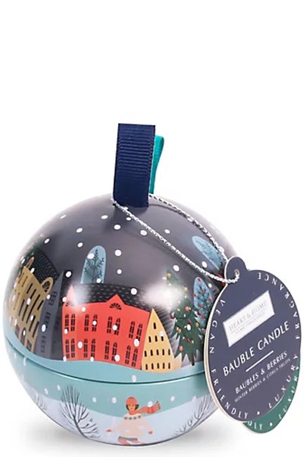 ΚΕΡΙ ΑΡΩΜΑΤΙΚΟ HEART & HOME XMAS 85γρ.ΣΕ ΜΕΤΑΛΛΙΚΗ ΜΠΑΛΑ-BAUBLES & BERRIES